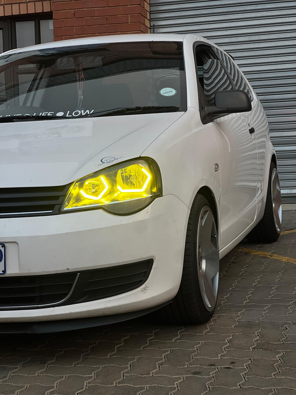 BMW DRL STYLE VW Polo Vivo (05-19) Silverline Facelift Headlight YELLOW/ WHITE