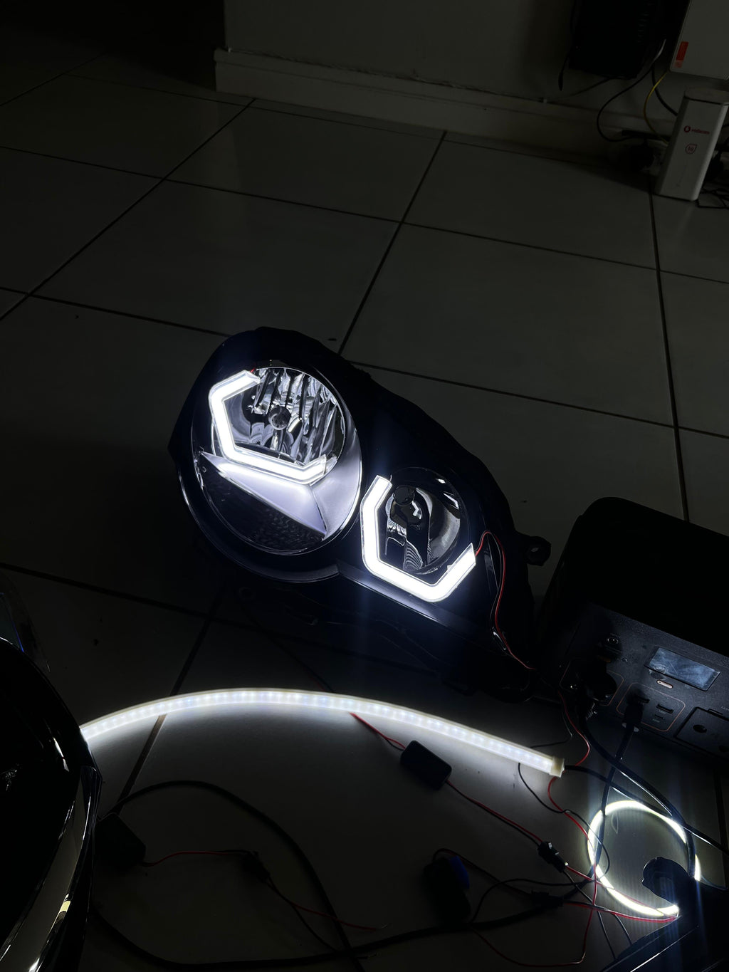 BMW DRL STYLE VW Polo Vivo (05-19) Silverline Facelift Headlight YELLOW/ WHITE